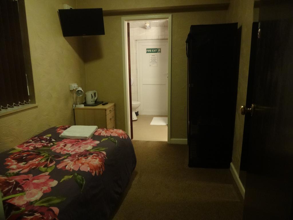 The Manor Hotel Nuneaton Zimmer foto